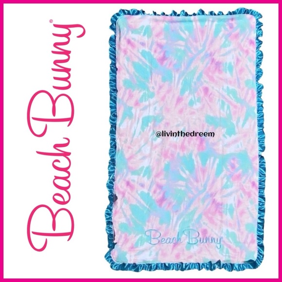 NWOT Beach Bunny Pastel Tie Dye Beach Towel - Picture 1 of 7